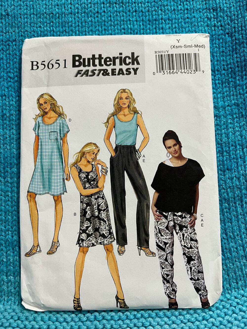 Butterick Sewing pattern 5651 top pants dress size xs s m
